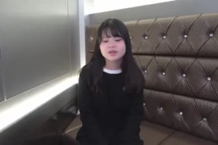 FC2-PPV-3166184 阴毛都还没修剪的小妞