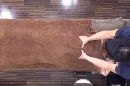 FC2-PPV-4765827 在车站前披萨店工作的20多岁女性