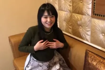 FC2-PPV-4760807 外表严肃内心淫荡的少女