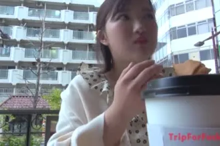 FC2-PPV-2996188 丰满的F罩杯女大学生