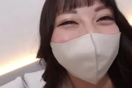 FC2-PPV-2895660 淫荡美丽的美容师