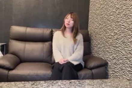 FC2-PPV-4588771 关西美人妻天使之声治愈关西 偷偷摘套