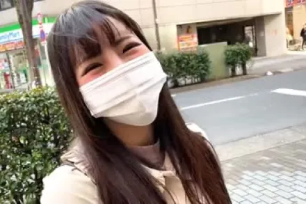 FC2-PPV-2698043 美丽的小穴