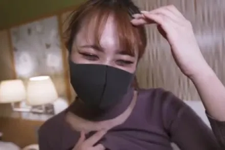 FC2-PPV-2467938 迷人的容貌和身材