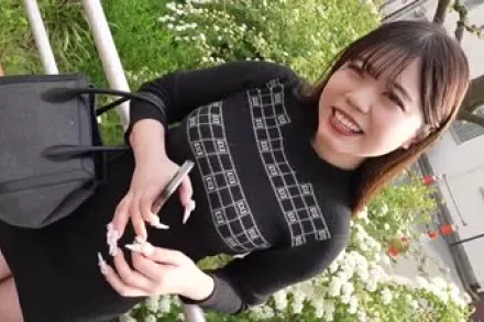 FC2-PPV-4705802 口内膣内双重射精粉嫩G罩杯美乳