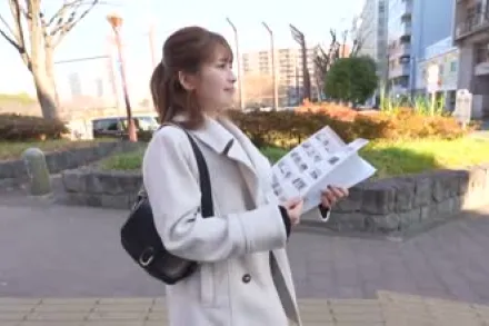 FC2-PPV-4789125 超级火辣的已婚女性