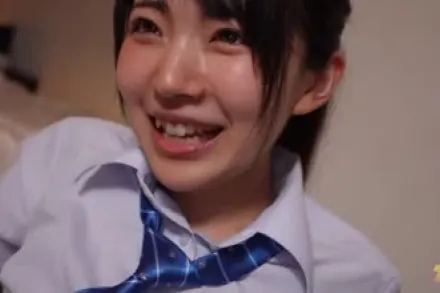 FC2-PPV-2351648 拥有爆发式高潮的绝世美女