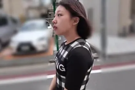 FC2-PPV-4705927 美艳裸体现役大生20岁紧致小穴