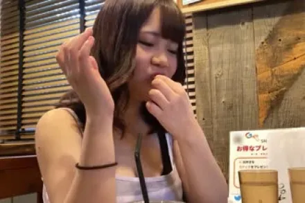 FC2-PPV-2172477 大胸H罩杯女大学生