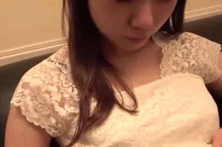 FC2-PPV-4582095 与想成为播音员的神风美女的严肃性爱拍摄