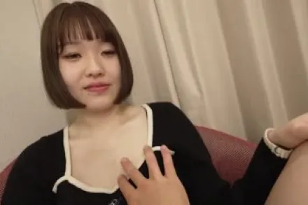 FC2-PPV-4798035 身材丰满未经世事的销售专业毕业生