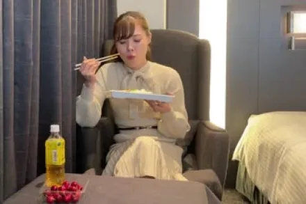 FC2-PPV-1935583 F罩杯美女