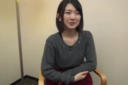 FC2-PPV-1952142 几乎透明纯洁美丽的私处处女膜依然完好无损