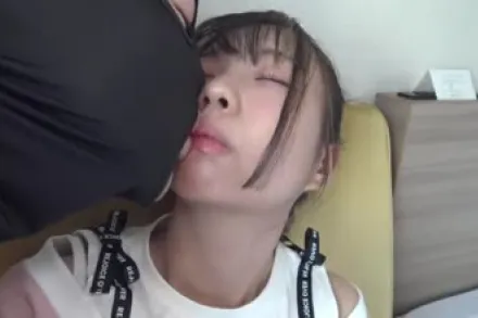 FC2-PPV-1917609 纯洁的女孩