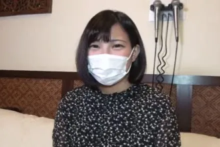 FC2-PPV-1912580 举止优雅的女厨师