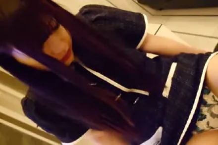 FC2-PPV-1888701 与负债累累的美艳少妻发生关系