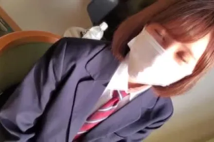 FC2-PPV-1883004 美丽女孩的孤独心事