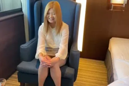 FC2-PPV-1818568 当模特的金发女郎怀孕了