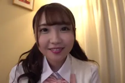 FC2-PPV-1750583 放学后和拥有可爱翘臀和偶像脸的女孩做爱