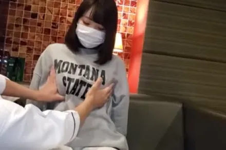 FC2-PPV-1734672 高挑丰满敏感的JD