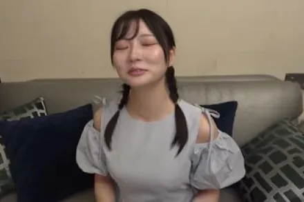 FC2-PPV-4812452 色情女王接受了小鲜肉的精液