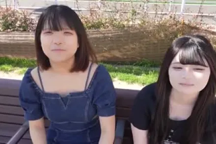 FC2-PPV-4819367 约了两个失业妹子进行3P