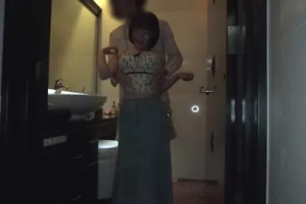 FC2-PPV-4819246 长相甜美性格开朗的水木芽衣