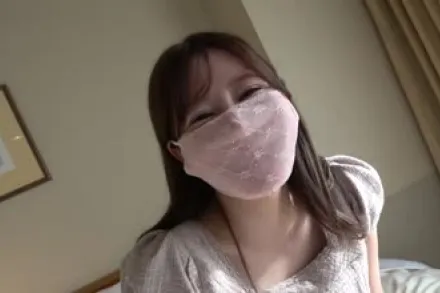 FC2-PPV-4708136 银座品川诊所女医的酒店密会