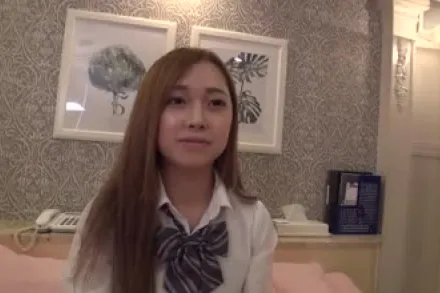 FC2-PPV-1459142 超级可爱的美女登场