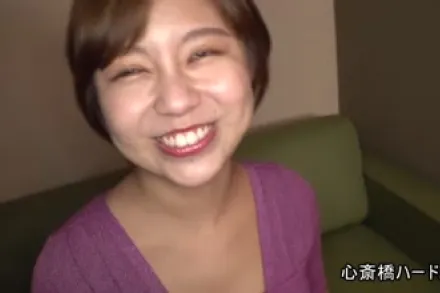 FC2-PPV-1489492 理发师是个淫荡的女人