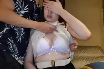 FC2-PPV-1451581 娃娃脸巨乳OL