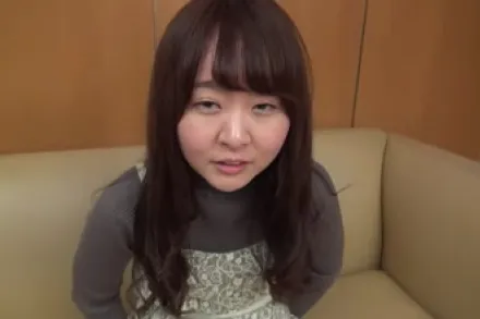 FC2-PPV-1477795 尚未完全发育的身材的美丽女孩