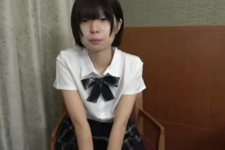 FC2-PPV-4573682 嘲笑大人的代价白皙纤瘦阴沉妹