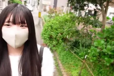 FC2-PPV-4712262 美食共赏想与你多留一刻