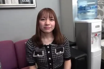 FC2-PPV-4567390 居酒屋正经职员麻由美大量潮吹