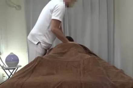 FC2-PPV-4575021 拥有美乳和慵懒气息的美女