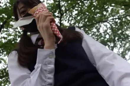 FC2-PPV-4601751 生动中出视频一次性公开