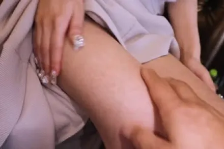 FC2-PPV-4548580 平胸纤细的我们