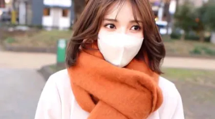 FC2-PPV-4327149 我意识到我是大鸡巴