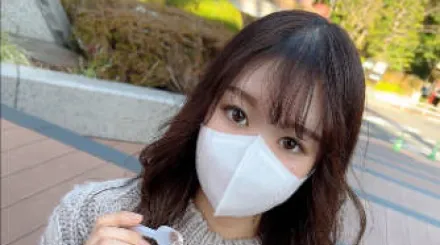 FC2-PPV-2839493 纯真的女大学生