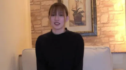 FC2-PPV-4047376 那张明星般美丽的脸蛋上沾满了老男人的精液