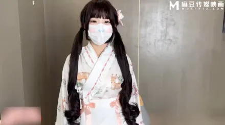 線下cos陪玩白嫩蘿莉遇到變態客戶 QQ糖