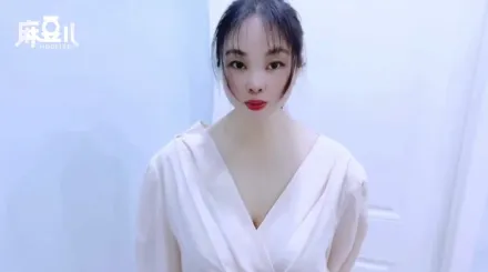 迷藥的力量豪乳露出衣衫不整