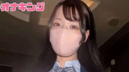 FC2-PPV-4760608 神圣的H罩杯身材和首次的制服性爱