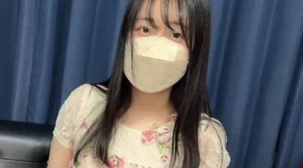 FC2-PPV-4633039 来自越南的可爱娃娃脸