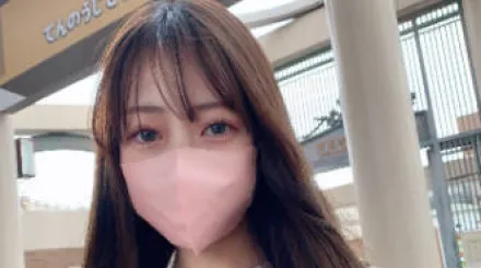 FC2-PPV-3189426 白皙美艳巨乳F罩杯女大学生