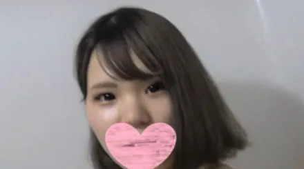 FC2-PPV-4657519 刚从农村来的纯真苗条小胸女孩