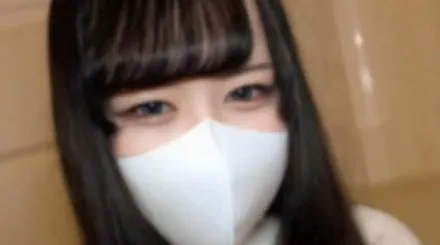 FC2-PPV-4605722 射进娇小女人的紧致阴部