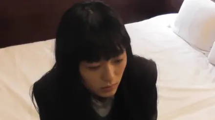 FC2-PPV-2688403 被逼舔脚无声中出