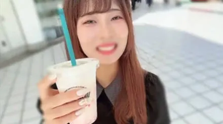 FC2-PPV-3823388 快点想要你的鸡巴